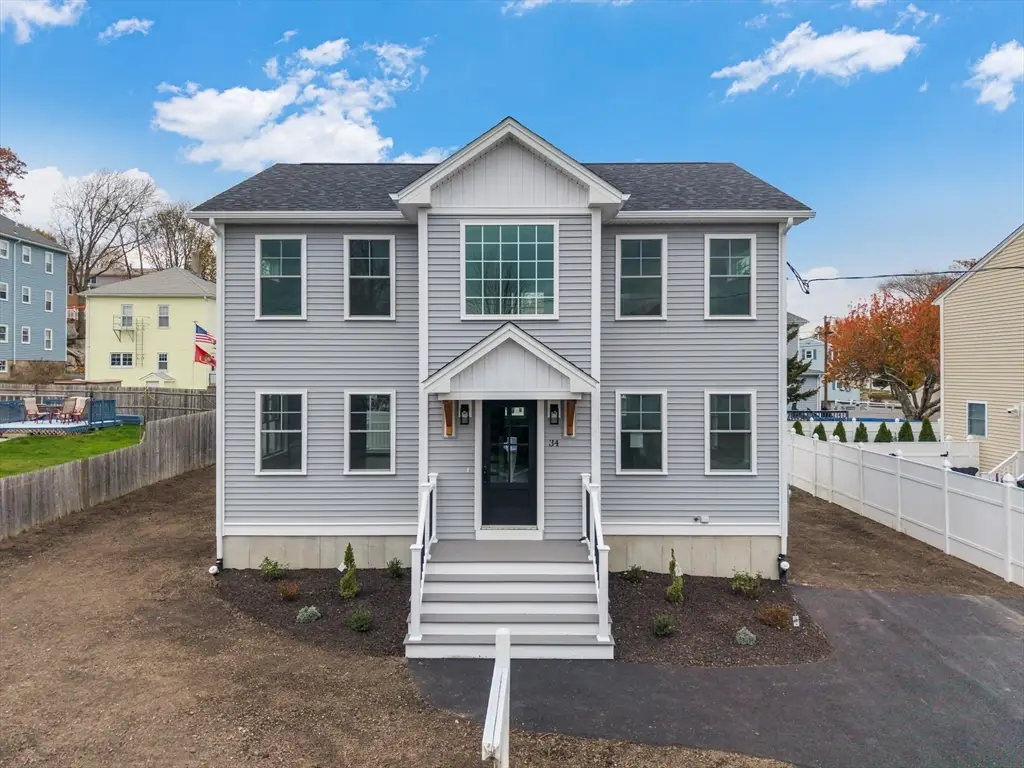 34 Alsop St, Fall River, MA 02723 - Image #1
