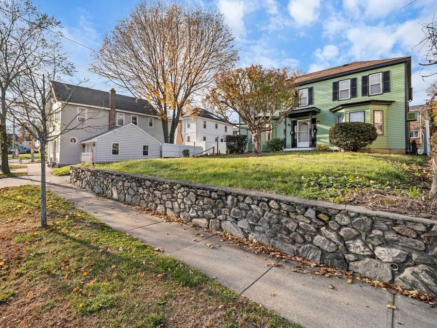 115 W Main St, Marlborough, MA 01752 - Image #2