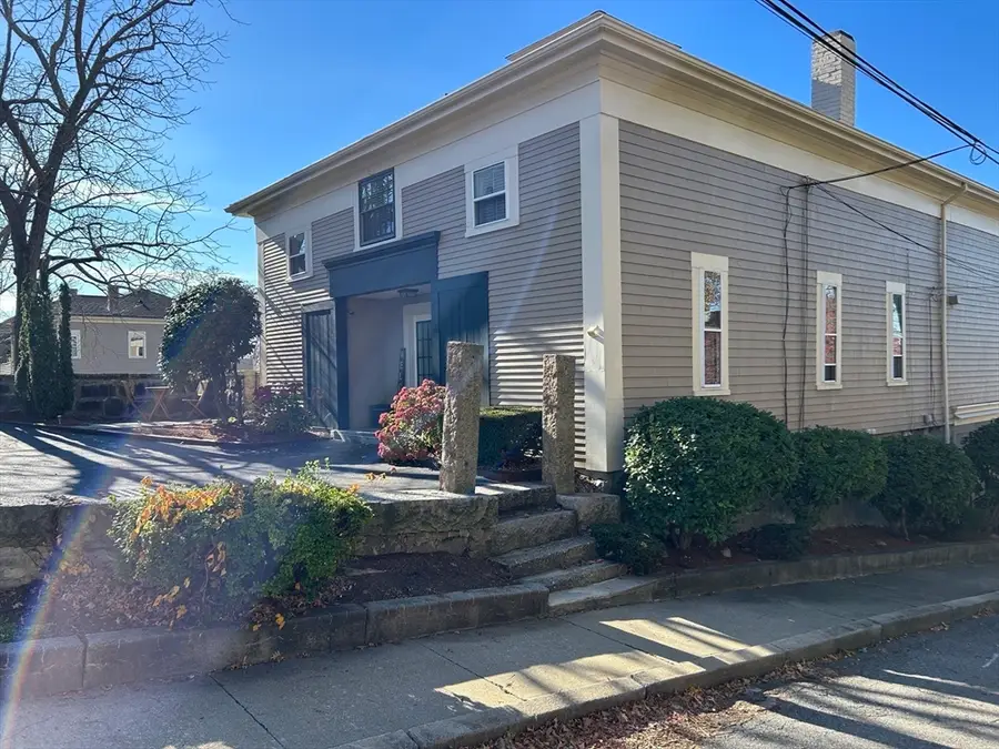 450 Rock St #1, Fall River, MA 02720 - Image #2