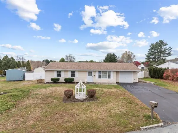 5 Samosett Dr, Dartmouth, MA 02748