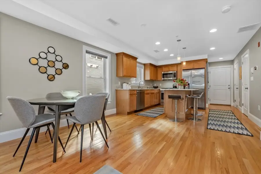 845 Lagrange St #4, Boston, MA 02132 - Image #2