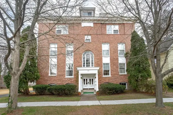 32 Noble Avenue, Westfield, MA 01085