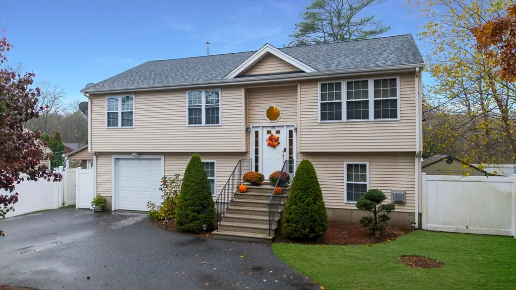65 Cross Road, Dartmouth, MA 02747 - Image #1