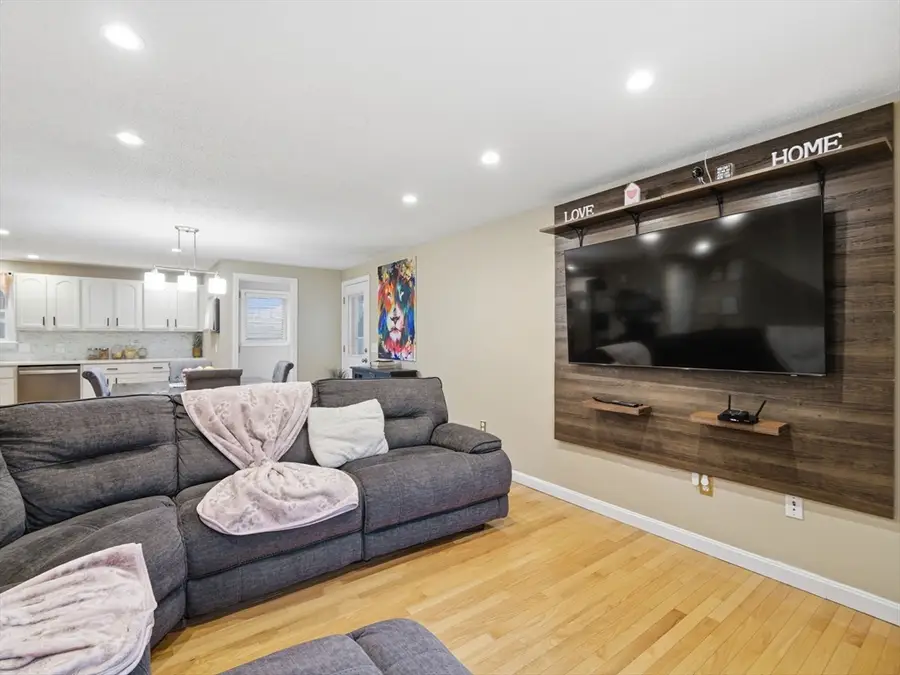 105 Ferry Rd #105, Haverhill, MA 01835 - Image #2