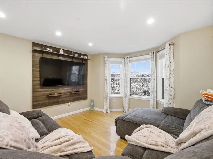 105 Ferry Rd #105, Haverhill, MA 01835 - Image #3