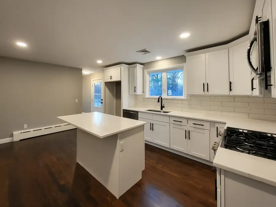 837 Main Road, Westport, MA 02790 - Image #2