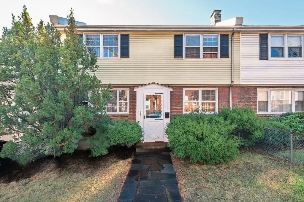 449 E 5th St, Boston, MA 02127 - Image #1