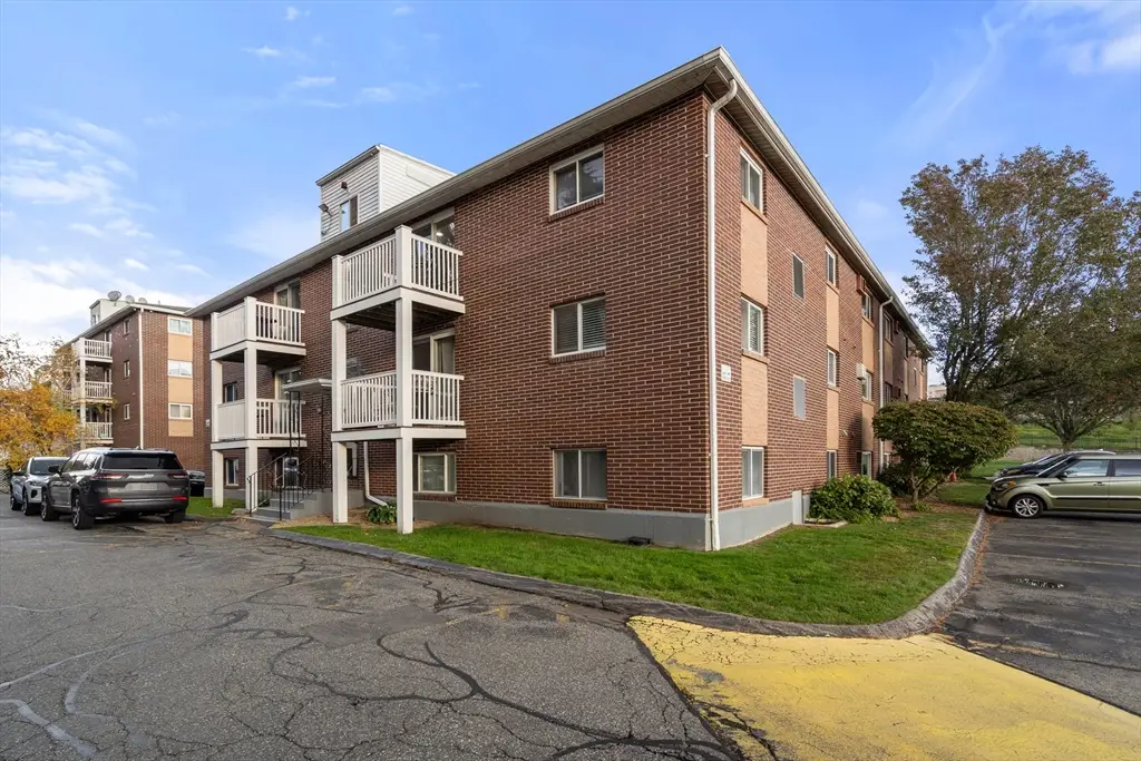 596 Boston Post Rd E #23, Marlborough, MA 01752 - Image #1