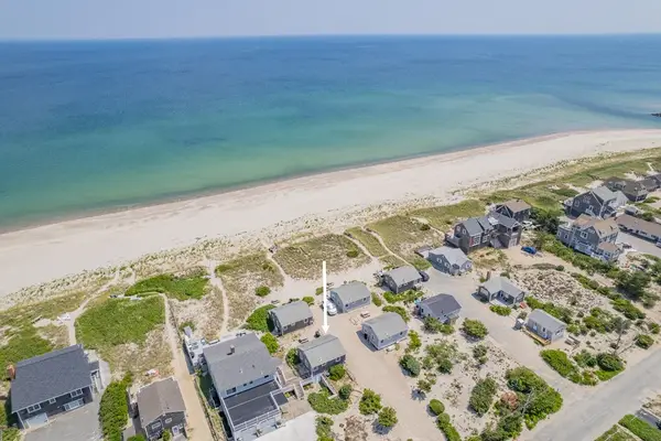 203 N Shore Blvd #D, Sandwich, MA 02537