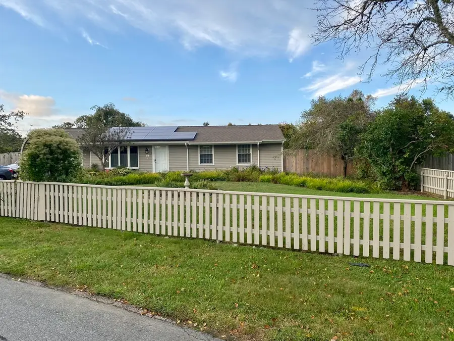 3 Mishawum Drive, Dartmouth, MA 02748 - Image #3