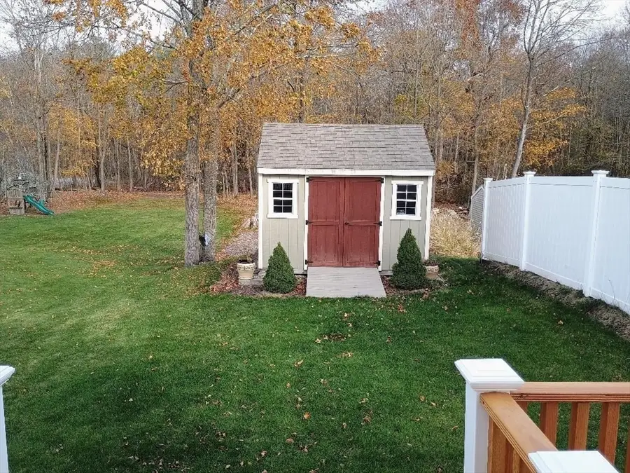 507 Liberty St, Rockland, MA 02370 - Image #3
