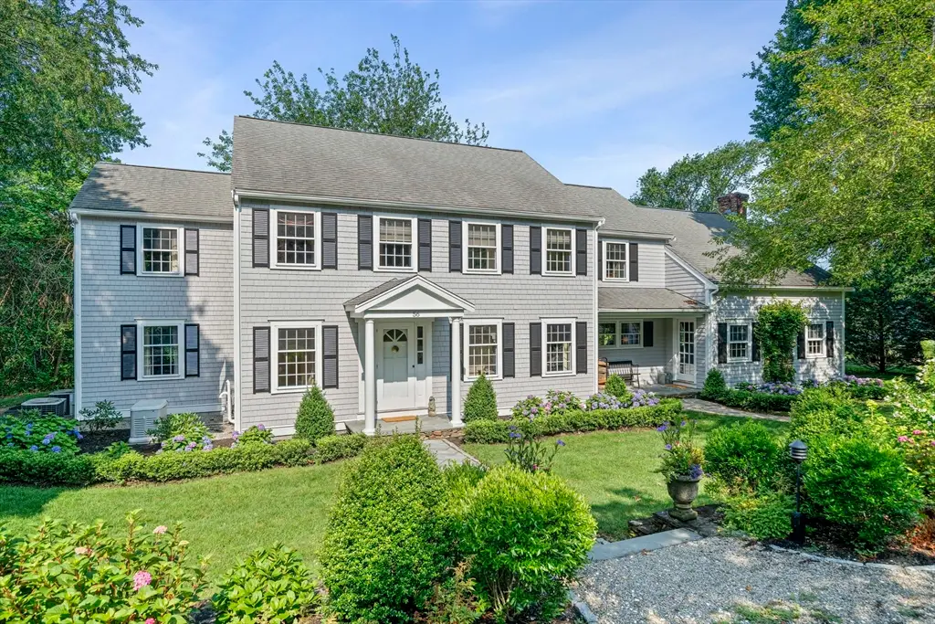 56 Chapel St, Duxbury, MA 02332 - Image #1