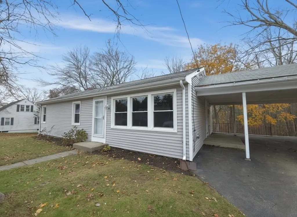 90 Pleasant St, Bellingham, MA 02019 - Image #1