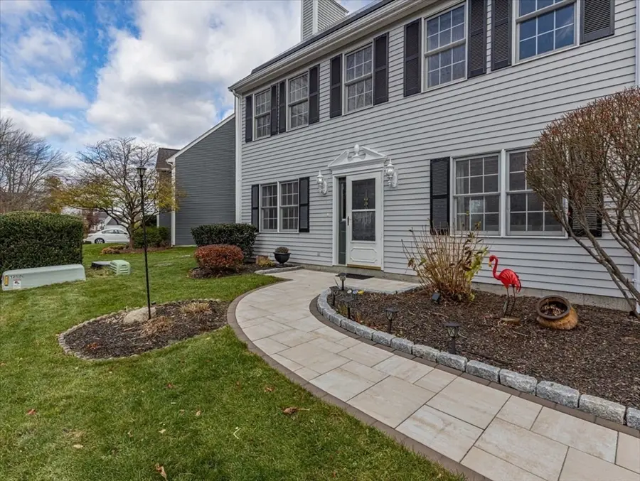 137 Clear Pond Dr #137, Walpole, MA 02081 - Image #2