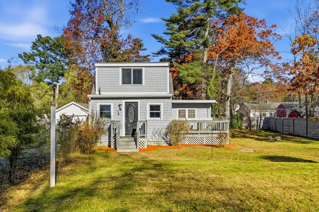 8 Pinehurst Avenue, Pembroke, MA 02359 - Image #1