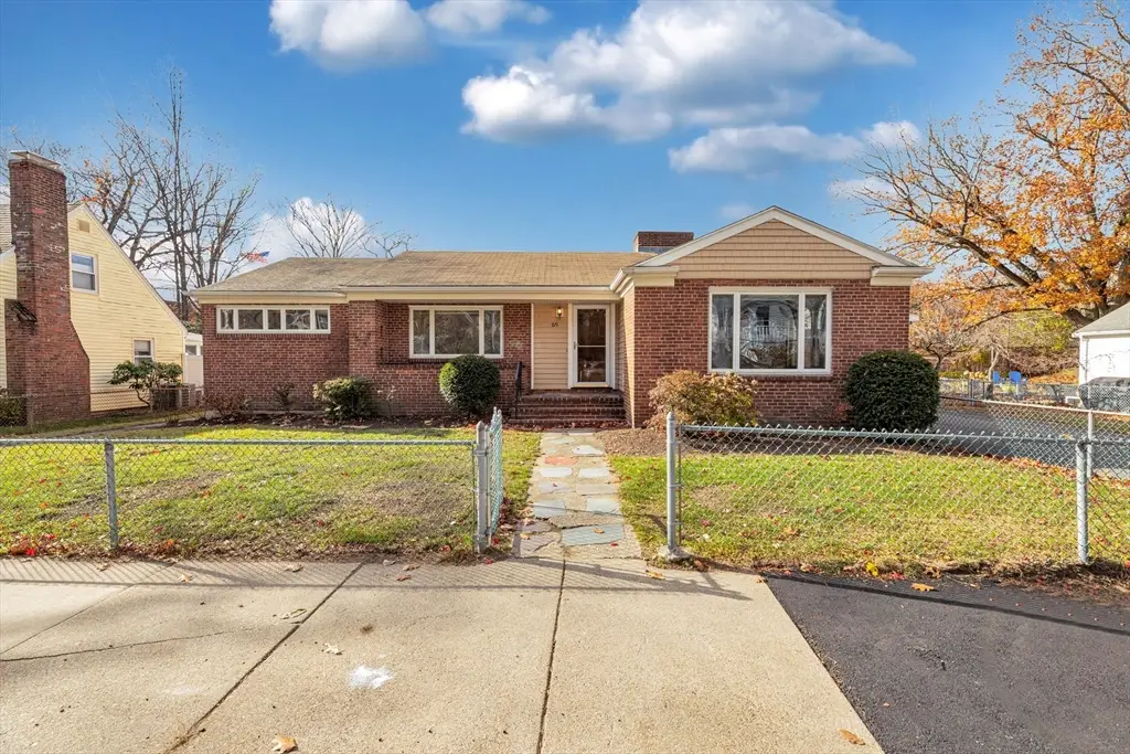 619 Poplar Street, Boston, MA 02131 - Image #1