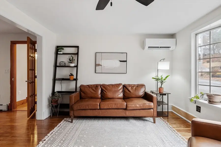 24 Myrtle Ave, Wakefield, MA 01880 - Image #3