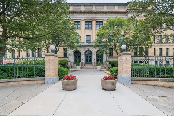 235 State St #105, Springfield, MA 01103