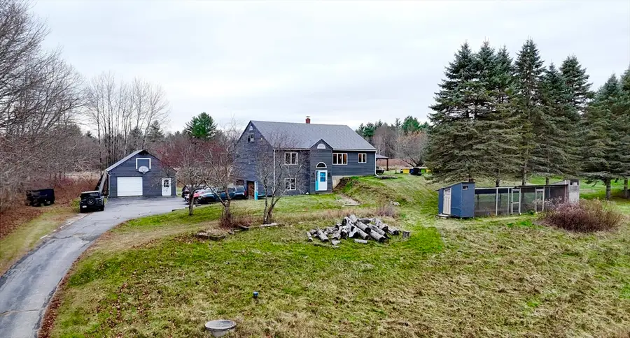 32 Hemlock St, Douglas, MA 01516 - Image #2