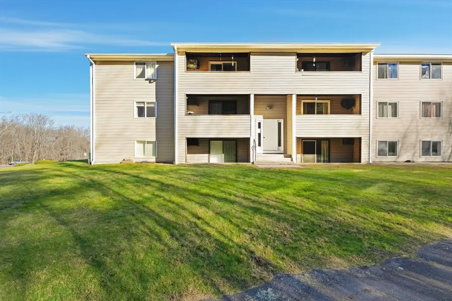 129 Quaker Hwy #6, Uxbridge, MA 01569 - Image #3