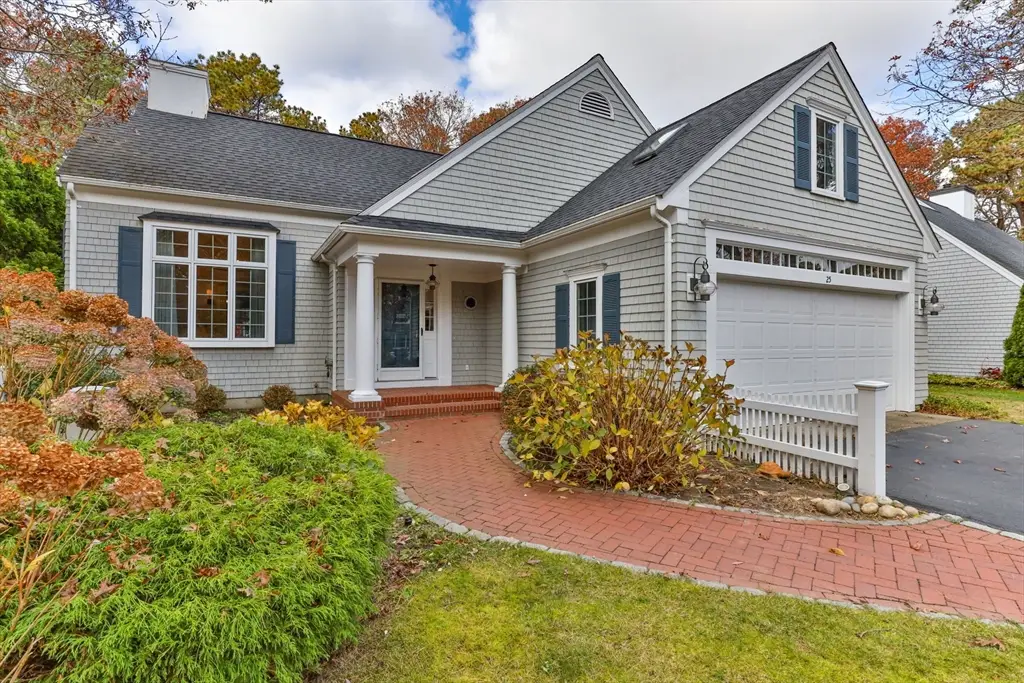 25 Daybreak Ln, Hyannis, MA 02601 - Image #1