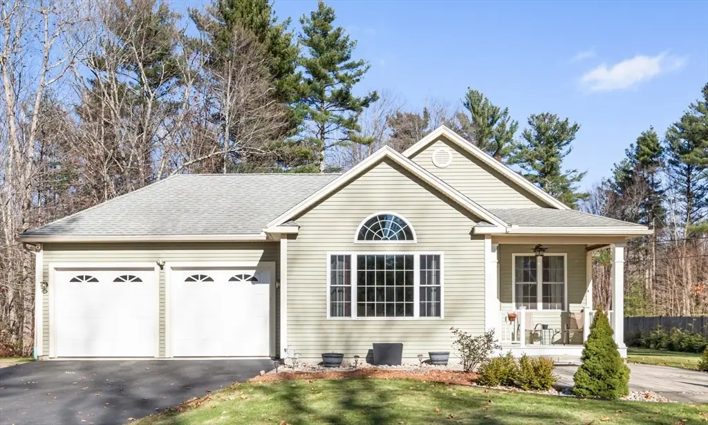 204 Brookfield Rd, Charlton, MA 01507 - Image #1