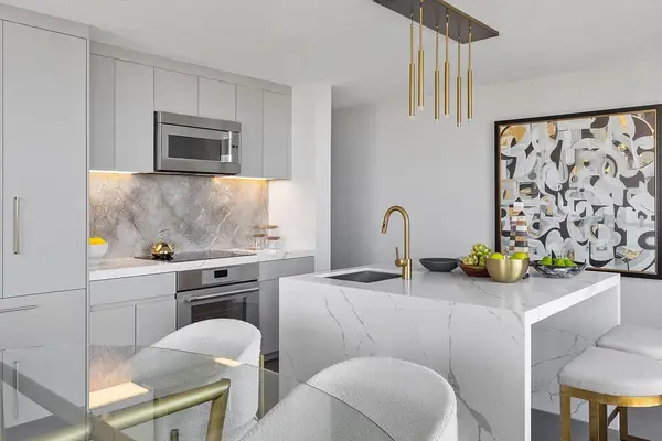 55 Lagrange St #1703, Boston, MA 02116