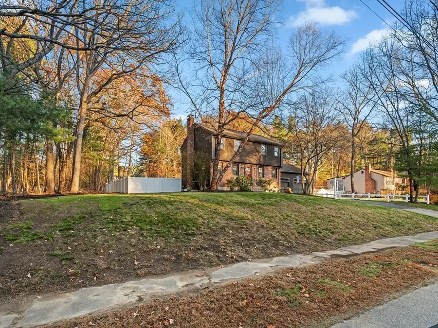 16 Lexington Ln, Millis, MA 02054 - Image #2