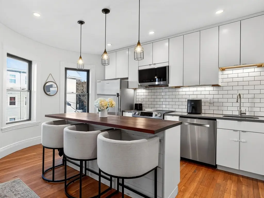 217 Boylston St #3, Boston, MA 02130 - Image #1