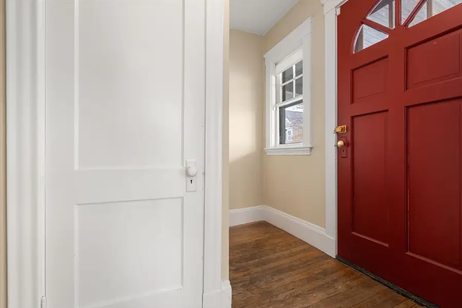 27 Boston Ave, Somerville, MA 02144 - Image #3