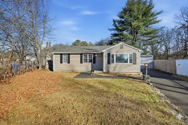 30 Lively Lane, Springfield, MA 01109