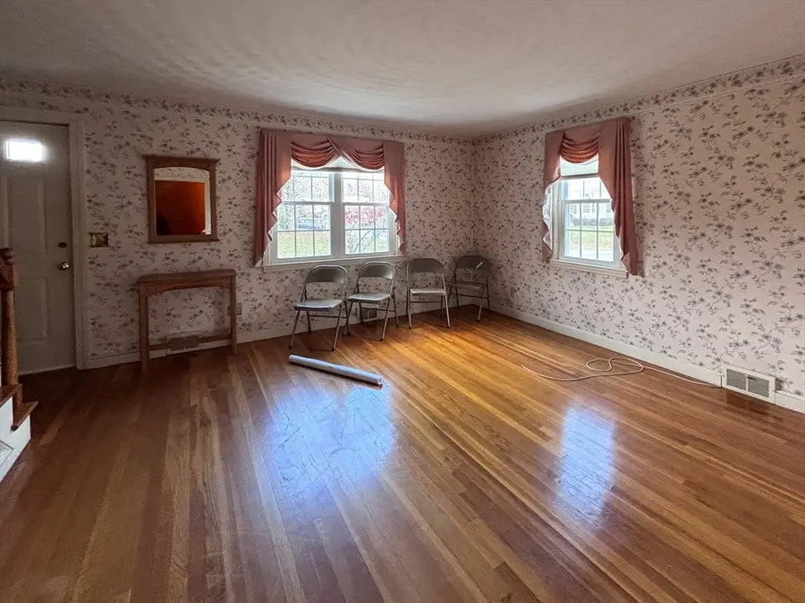 1 Hamilton Road, Northborough, MA 01532 - Image #3