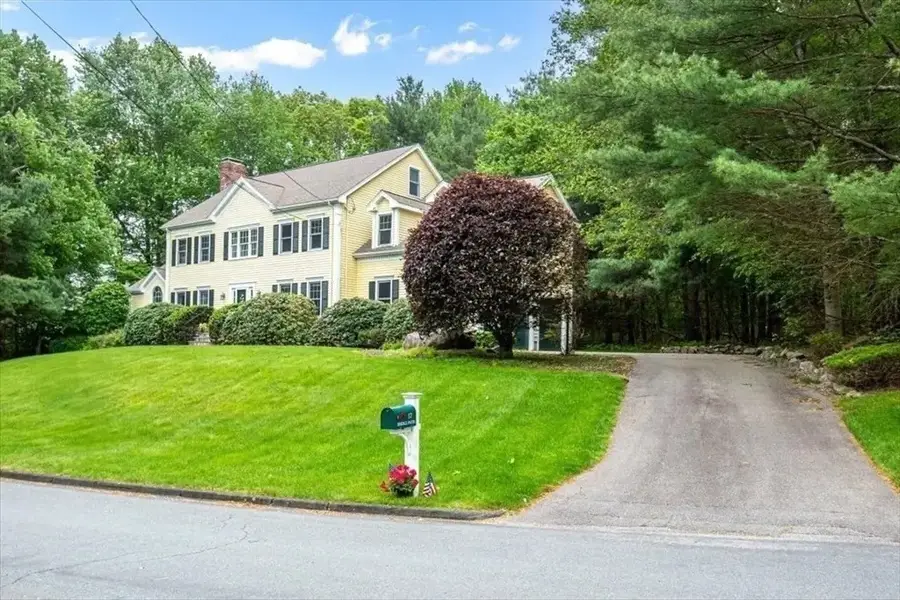 17 Bridle Path, Walpole, MA 02081 - Image #3