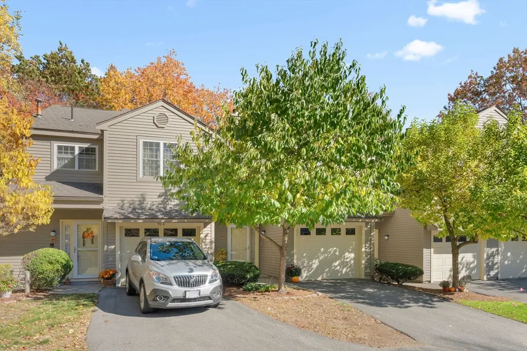 112 Ridgefield Circle #B, Clinton, MA 01510 - Image #1
