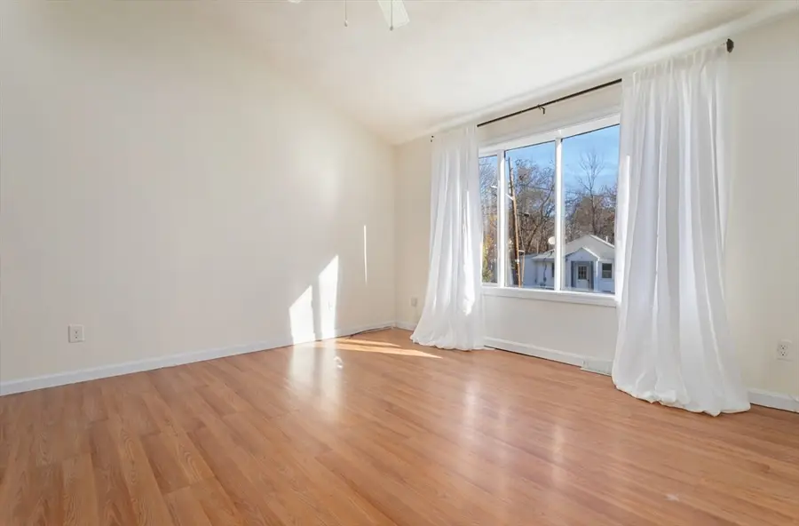 8 Swan Lane, Billerica, MA 01821 - Image #2