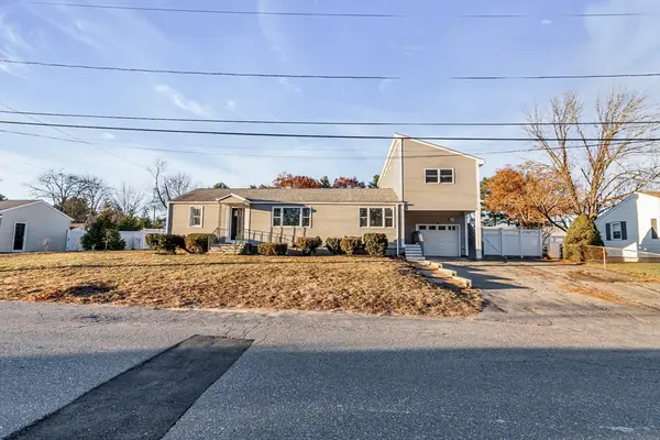 15 Pinewood Rd, Tewksbury, MA 01876