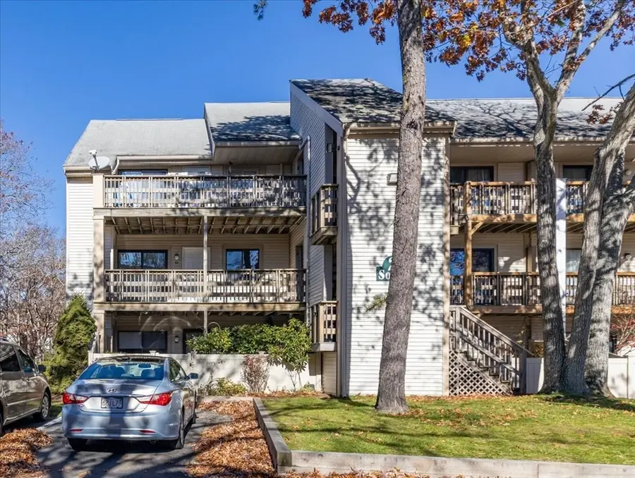 800 Bearses #2SB, Hyannis, MA 02601 - Image #2