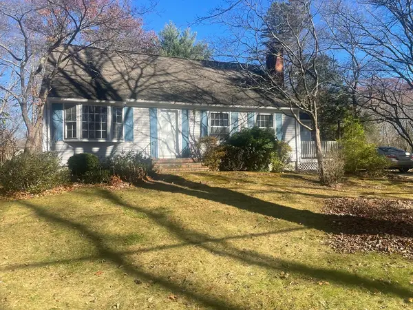 63 Prescott St, Attleboro, MA 02703