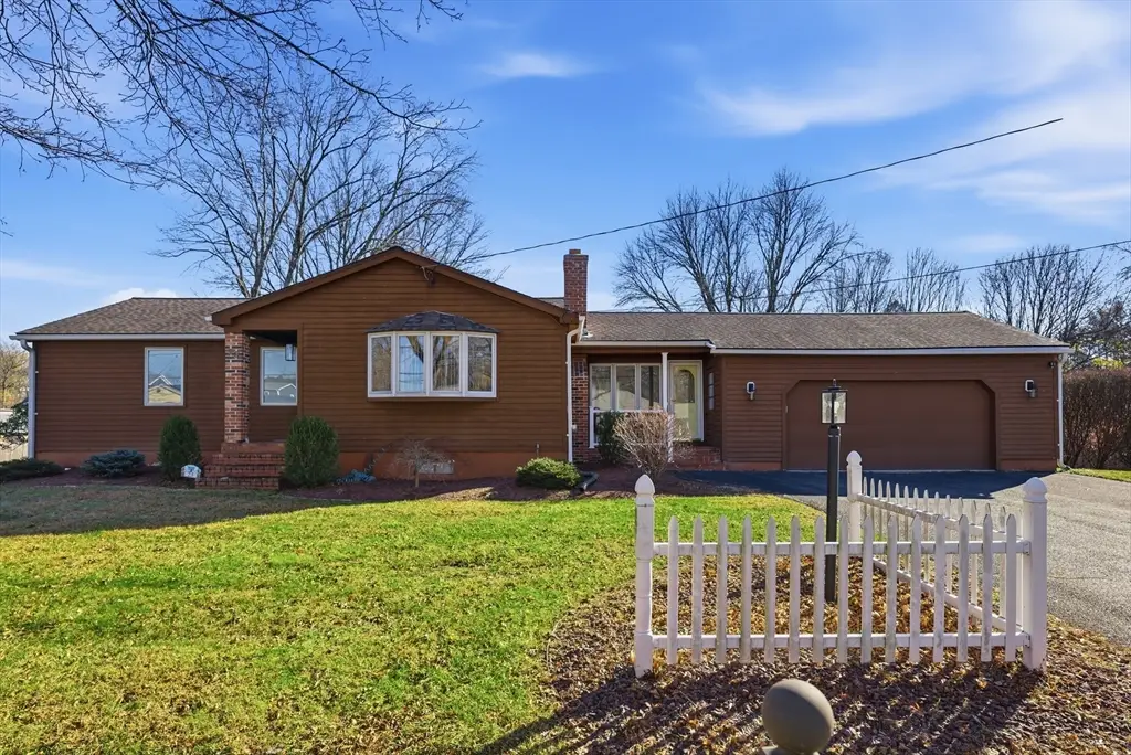 23 Peros Drive, Agawam, MA 01001 - Image #1