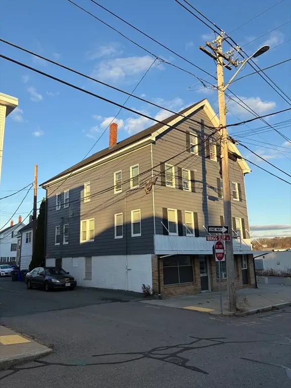 102-104 Central St, Milford, MA 01757