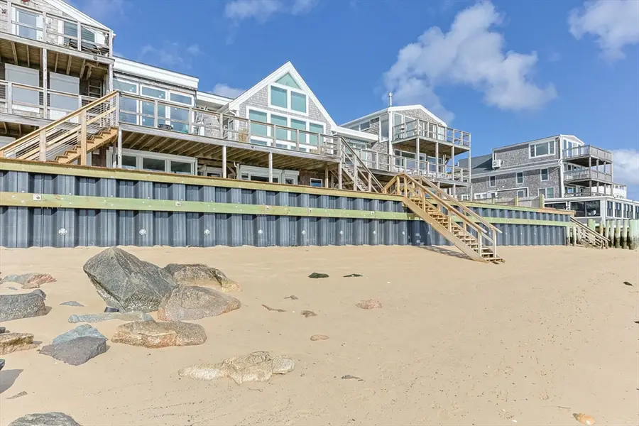 535 Commercial St #2, Provincetown, MA 02657 - Image #2