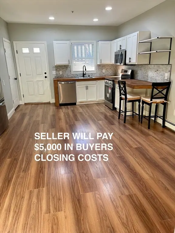 131 Stewart #2, Fall River, MA 02720 - Image #1