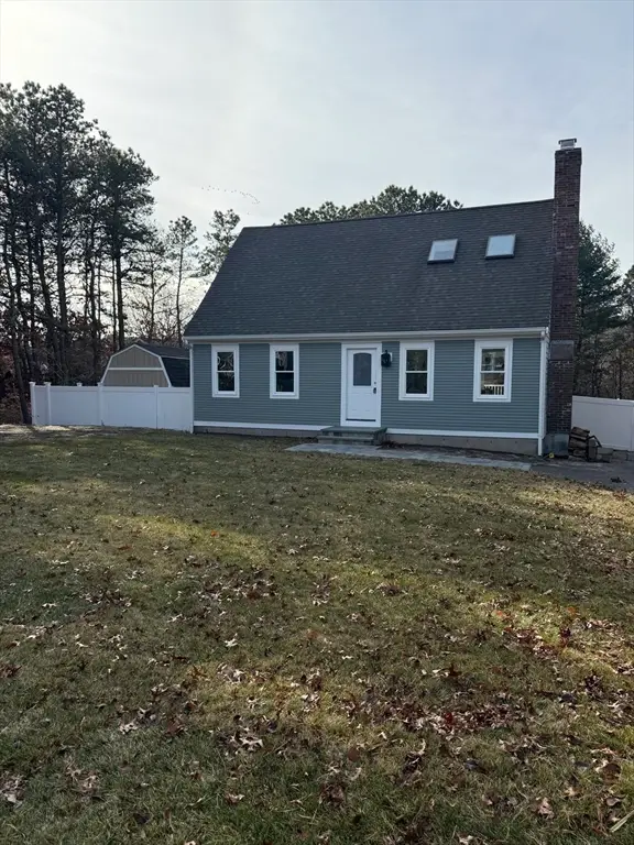 35 Claulise Ln, Mashpee, MA 02649 - Image #2