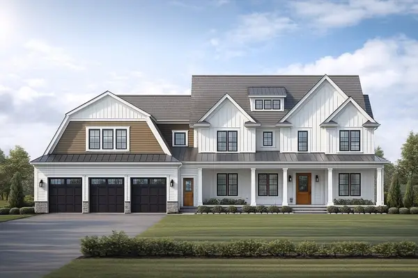 38 Cervelli Farm Dr, Hanover, MA 02339