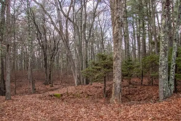 99 Old Washington St, Pembroke, MA 02359