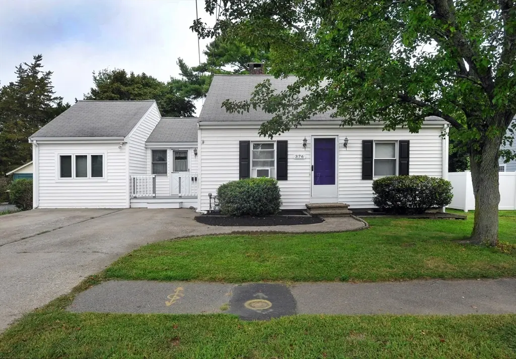 376 Pleasant Street, Weymouth, MA 02190 - Image #1