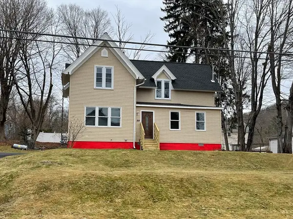 59 High Street, Warren, MA 01083