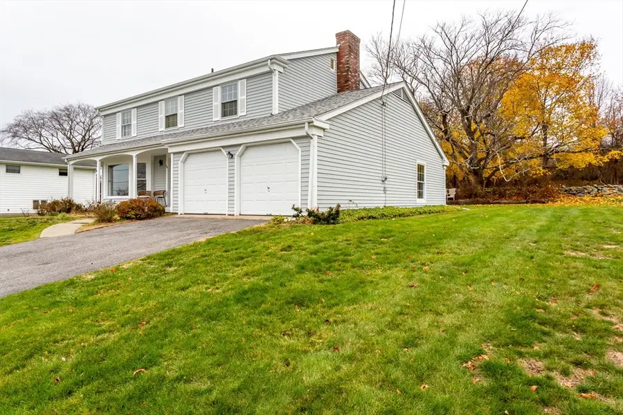 105 Cornhill Rd, Somerset, MA 02725 - Image #3