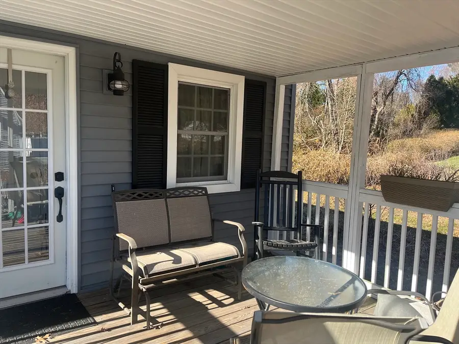 13 Maid Marion St, Oxford, MA 01540 - Image #3