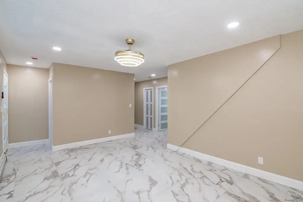 2085 Memorial Drive, South Hadley, MA 01075 - Image #1